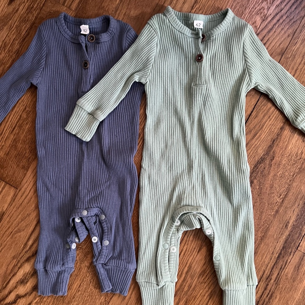 SHEIN Green & Blue Ribbed Onesies